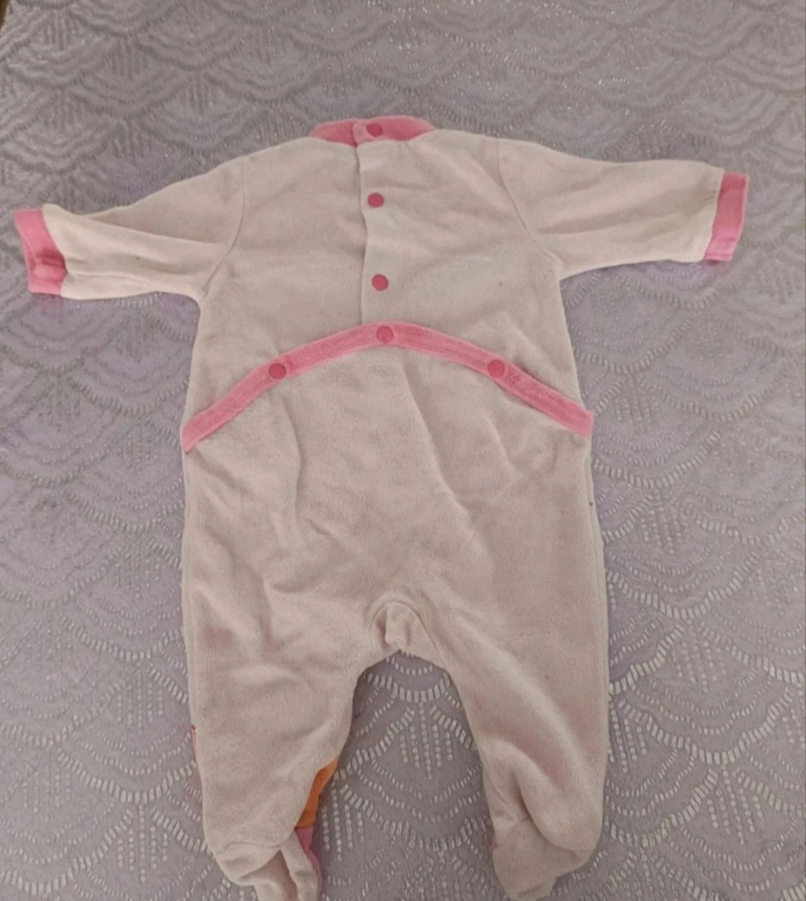 Pijama de veludo branco e rosa "Girafa" – Tamanho 1 mês – Muito bom estado – photo 2